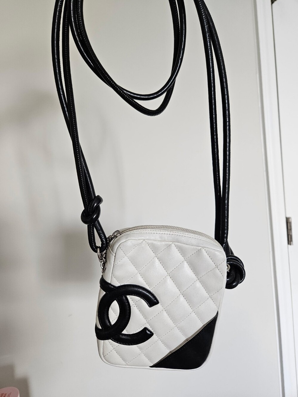 Chanel Cambon Line Small Bag - Picture 3 of 7